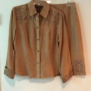 S Bandolino Camel Suede Blouse & Skirt